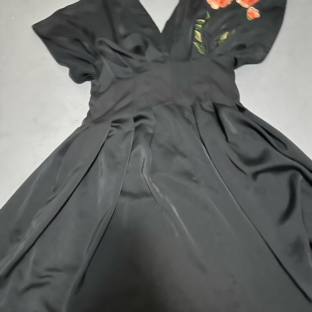 Designer - Picture 2 of 3